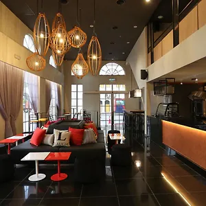 Avenue J Hotel, Market Отель